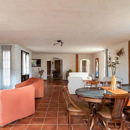 Vivienda De Granja La Lomica Holiday home